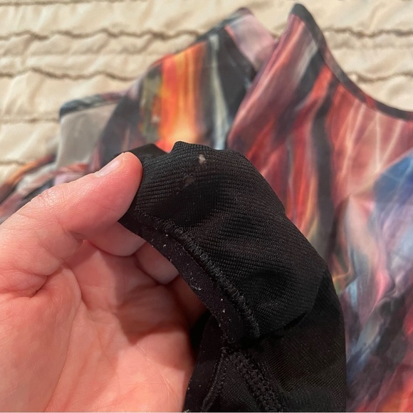 Lululemon Hotty Hot Short II 2.5" Chroma Fusion Multi Black 4 W7ATHR Workout - Picture 12 of 12
